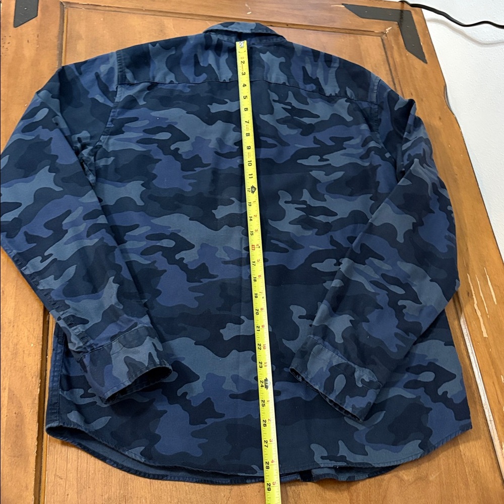Banana Republic Untucked Slim Fit Men's Camouflage Button-Up Shirt Size Large - Picture 8 of 10